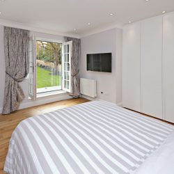 13 Bedroom
